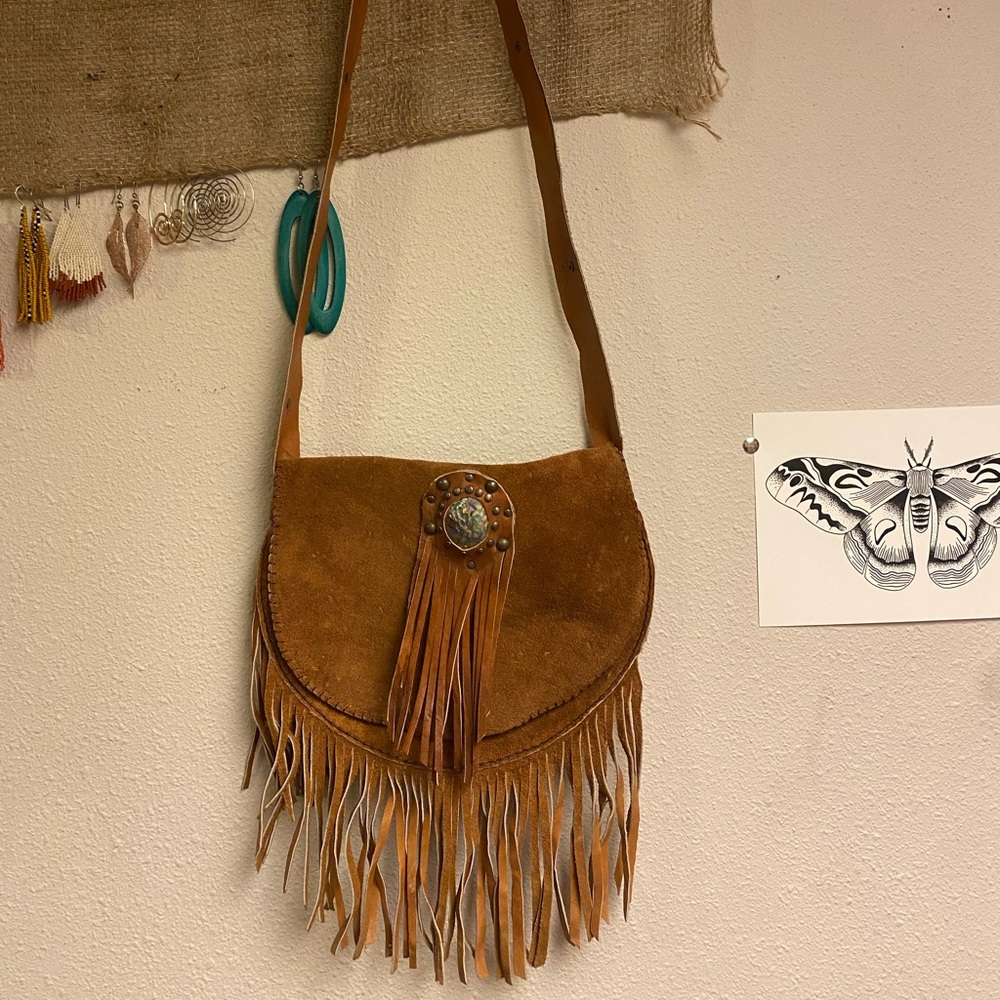 Handmade leather purse with abalone